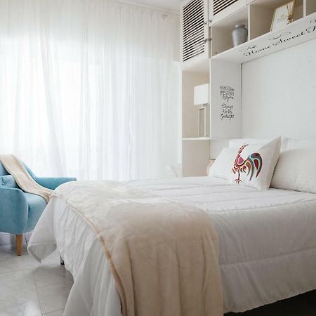 2 Room Condo - 5 Mins From Costa Da Caparica Beach & Bars Exterior foto