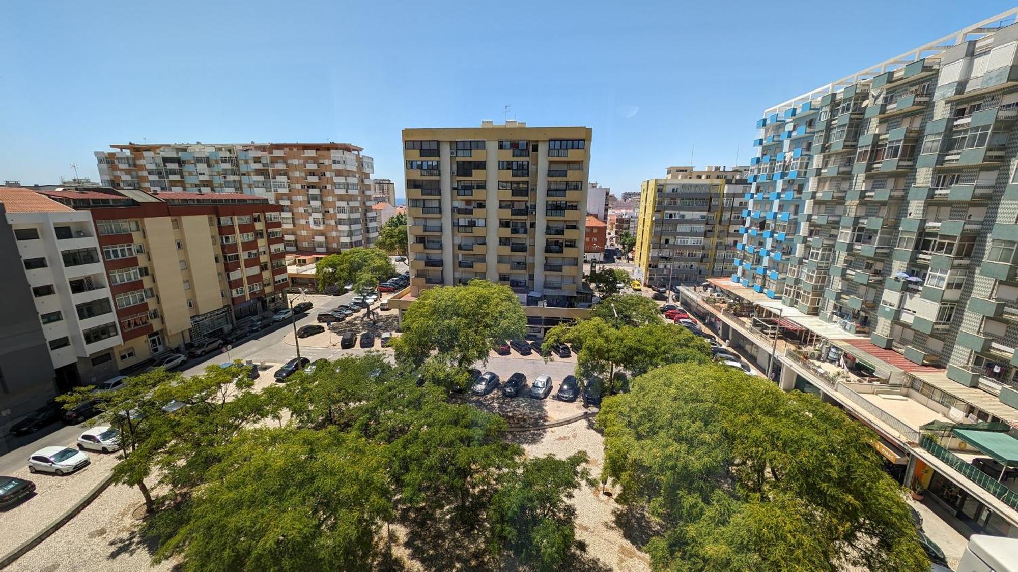 2 Room Condo - 5 Mins From Costa Da Caparica Beach & Bars Exterior foto