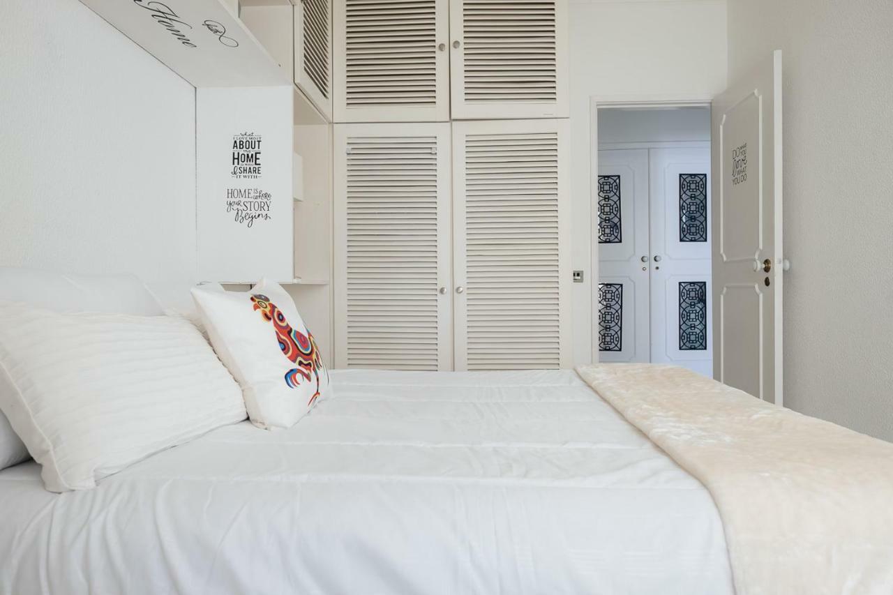2 Room Condo - 5 Mins From Costa Da Caparica Beach & Bars Exterior foto