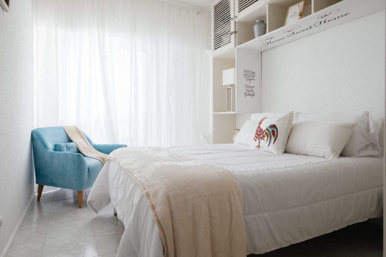 2 Room Condo - 5 Mins From Costa Da Caparica Beach & Bars Exterior foto